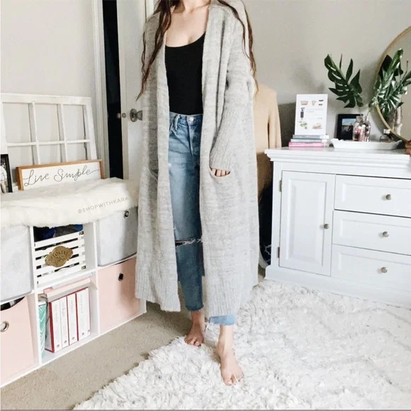 FREE PEOPLE Santa Cruise Women's Wool Bland Gray Long Cardigan - Picture 4 of 8